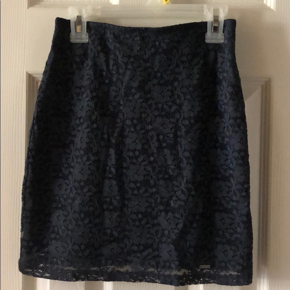 Hollister lacy skirt